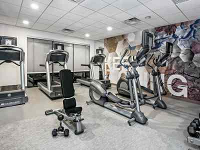 Springhill By Marriott Airport 3*