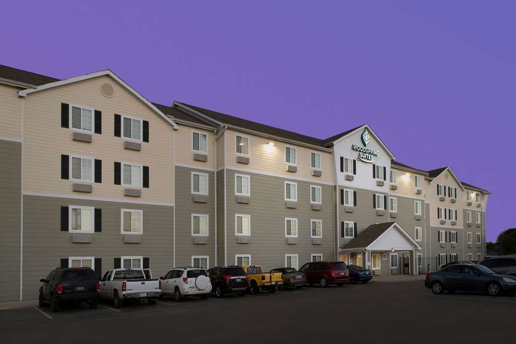 Woodspring South 2* San Antonio