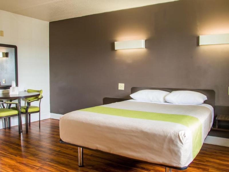 Deluxe Near Lackland Afb * San Antonio