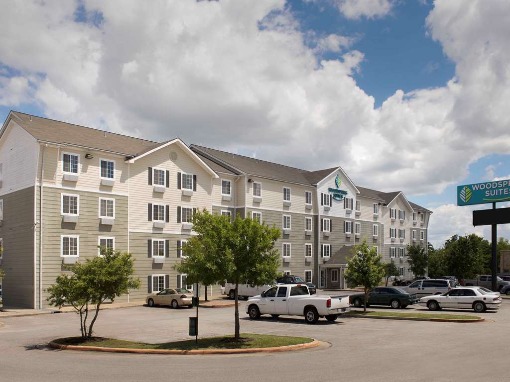 Woodspring San Antonio North I-35 Hotel