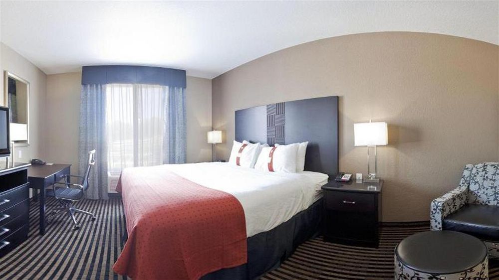 North Stone Oak Area By Ihg