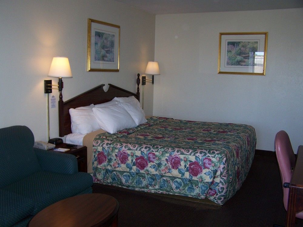 The At Market Square Motel San Antonio