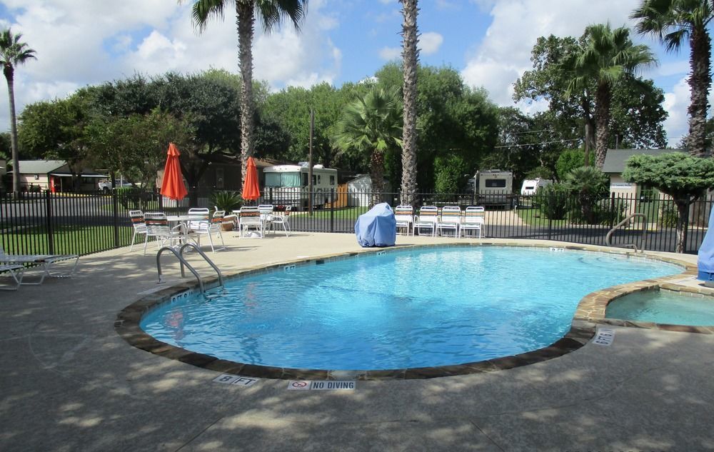 Campsite Travelers World Rv 3*