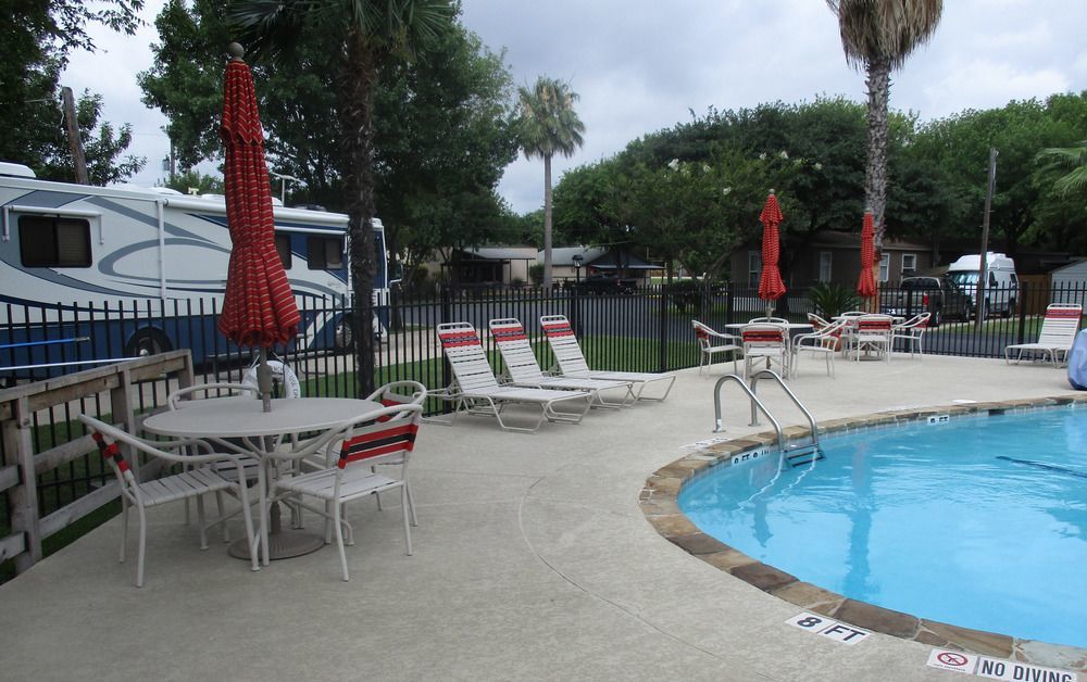 Travelers World Rv