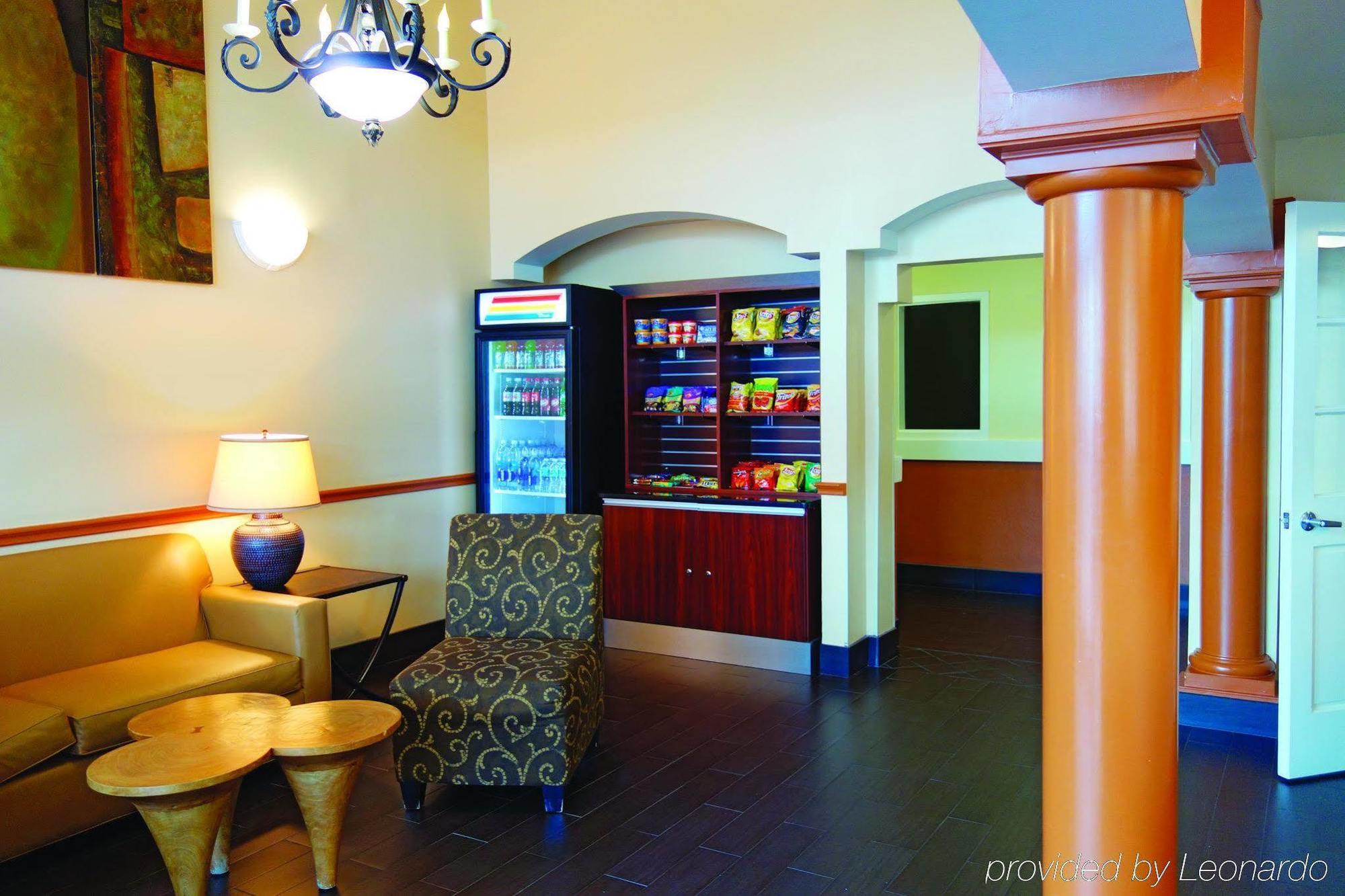 La Quinta By Wyndham Brooks City Base Hotel San Antonio