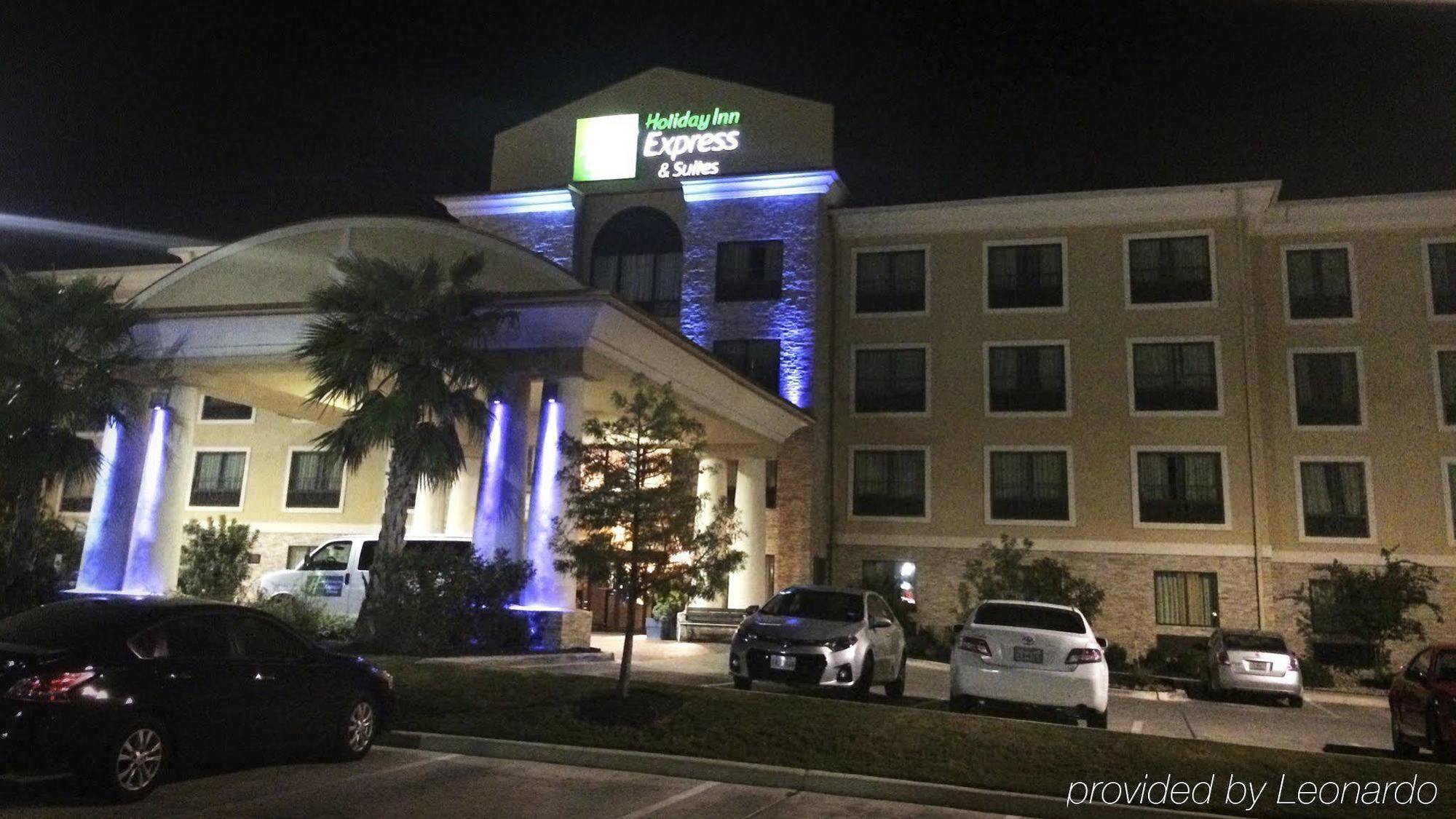 Express & Nw Near Seaworld By Ihg 2* San Antonio