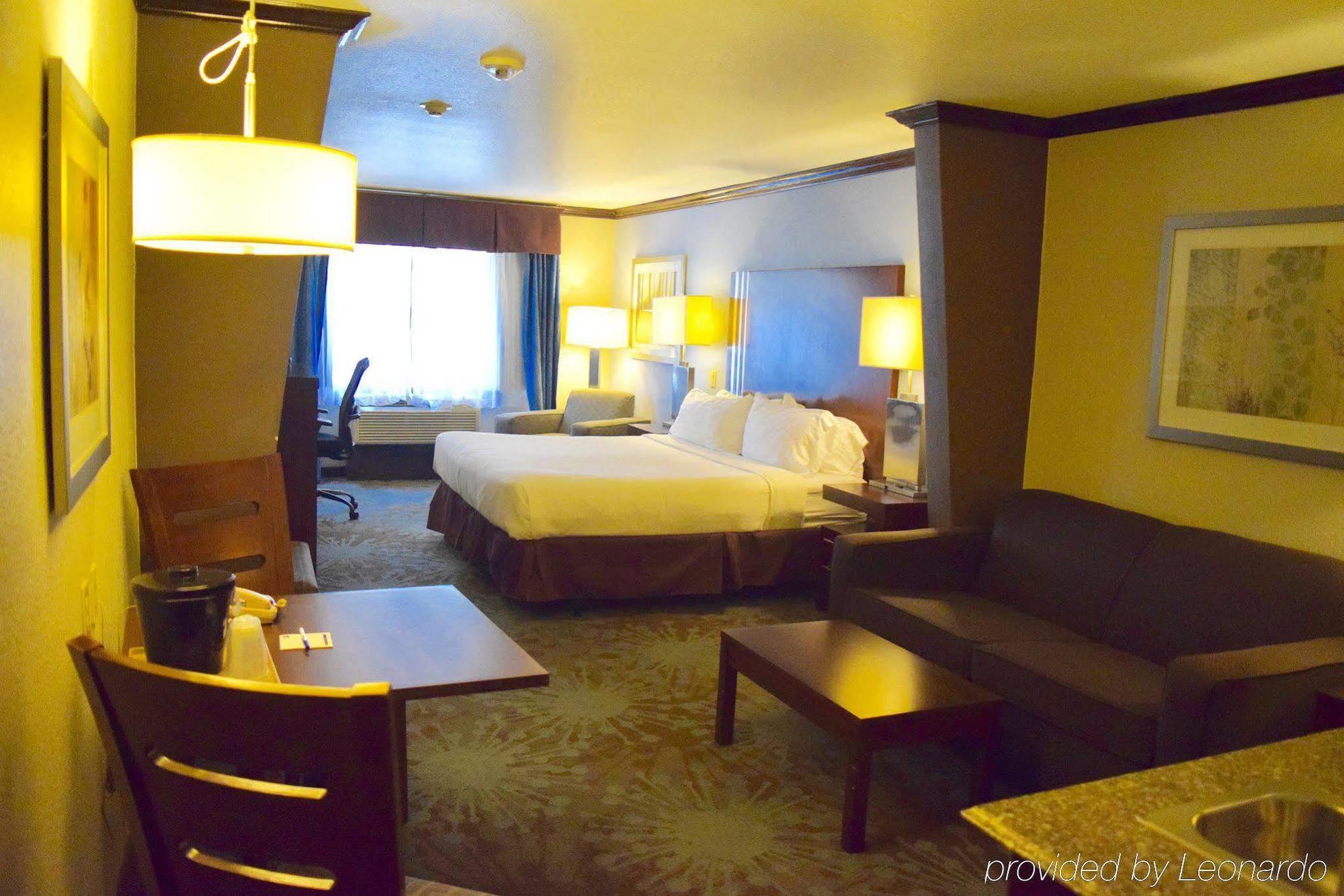 Hotel Express & Nw Near Seaworld By Ihg San Antonio