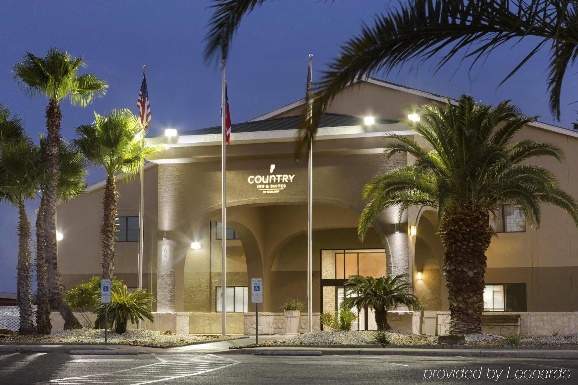 Country & By Radisson, Lackland Afb , Tx San Antonio