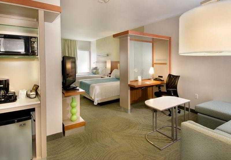 Springhill By Marriott Airport