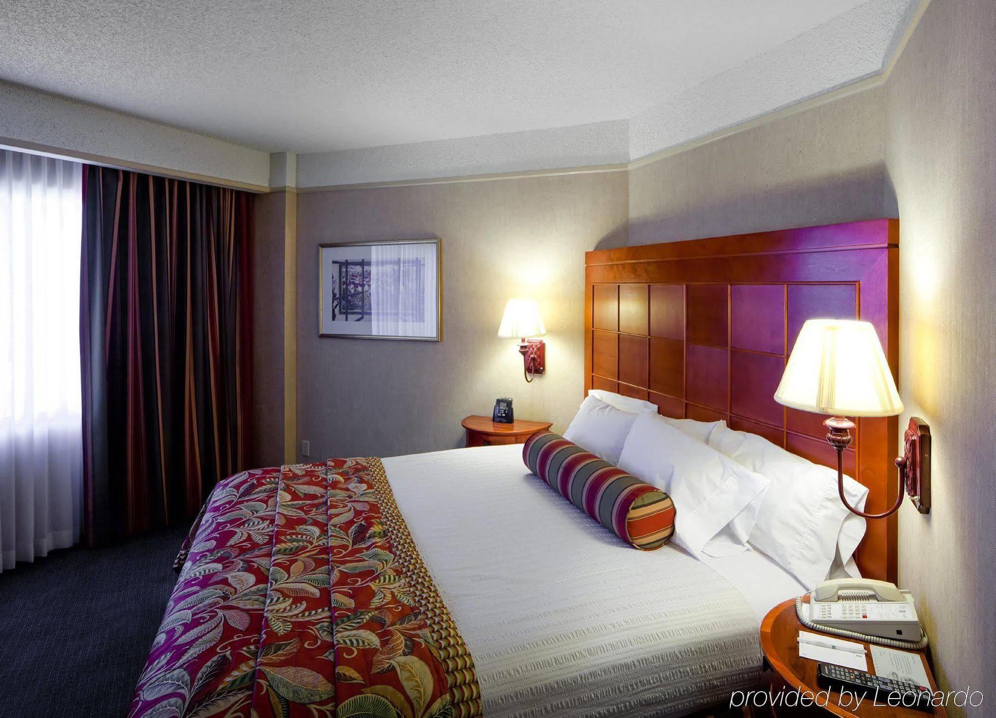 Embassy Airport Hotel 3*