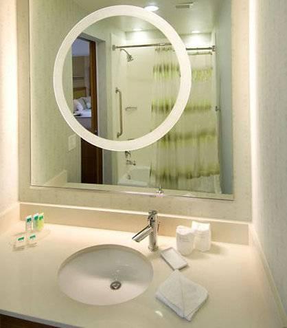 Springhill By Marriott Airport Hotel