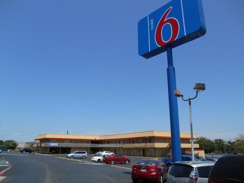 6 Tx I10 West 2*