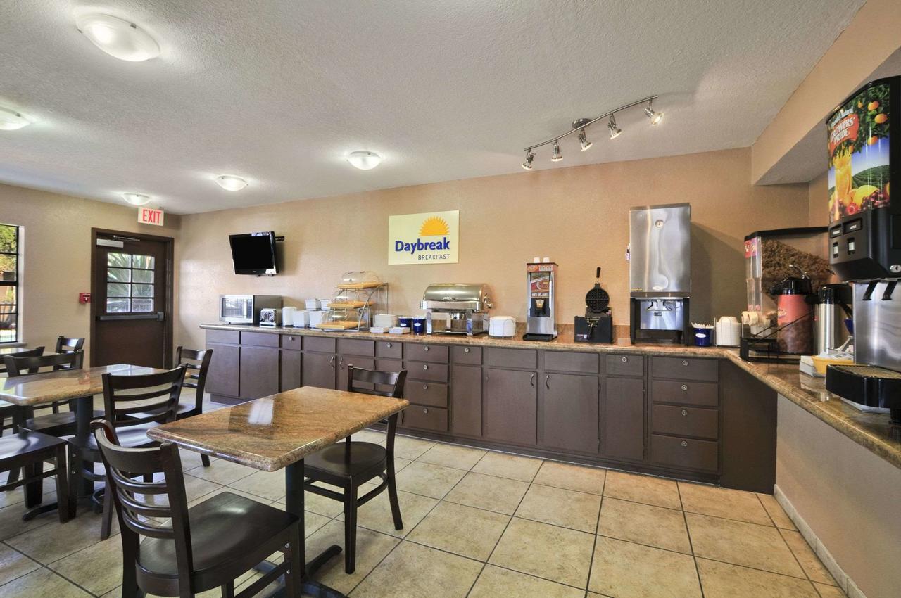 Deluxe Near Lackland Afb * San Antonio