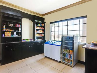 Surestay Plus By Best Western Airport