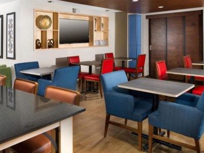 Express & - Downtown Market Area By Ihg Hotel San Antonio