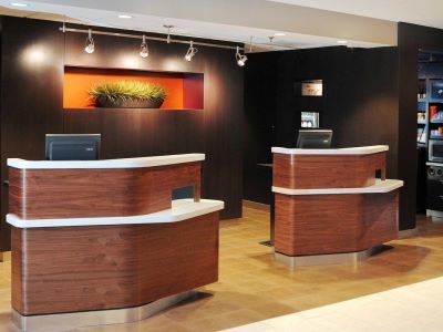 Courtyard By Marriott Airport Hotel San Antonio