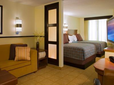 Hyatt Place Northwest/medical Center 3*