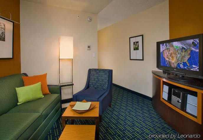 Hotel Fairfield & By Marriott North/stone Oak 3*