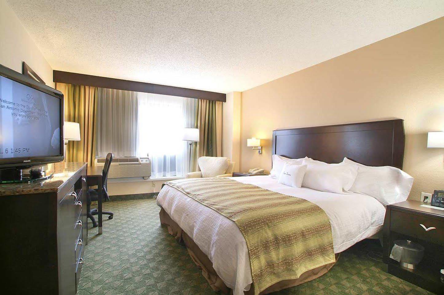 Hotel Doubletree By Hilton Downtown 4*