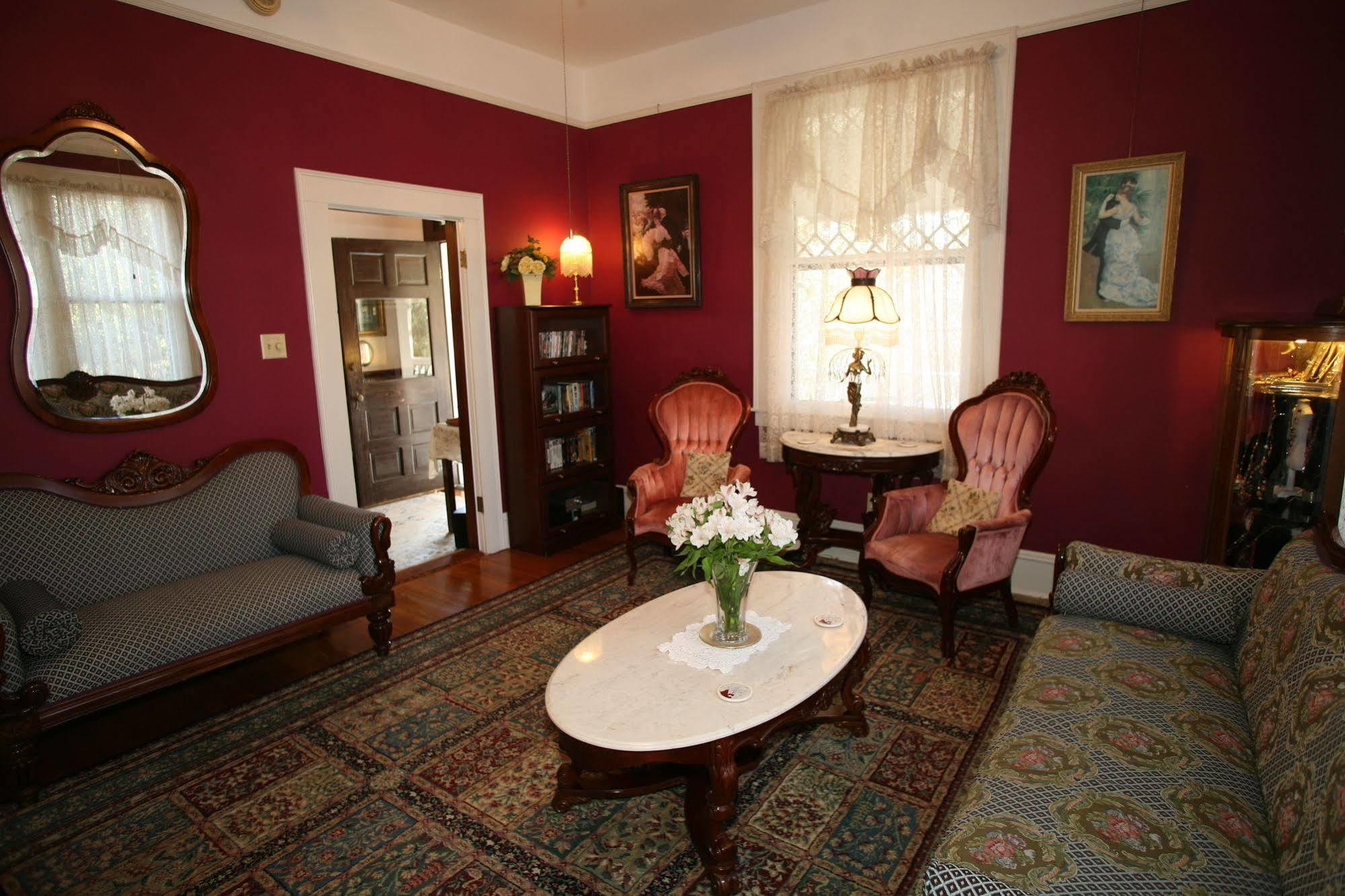 Bed & Breakfast Brackenridge House