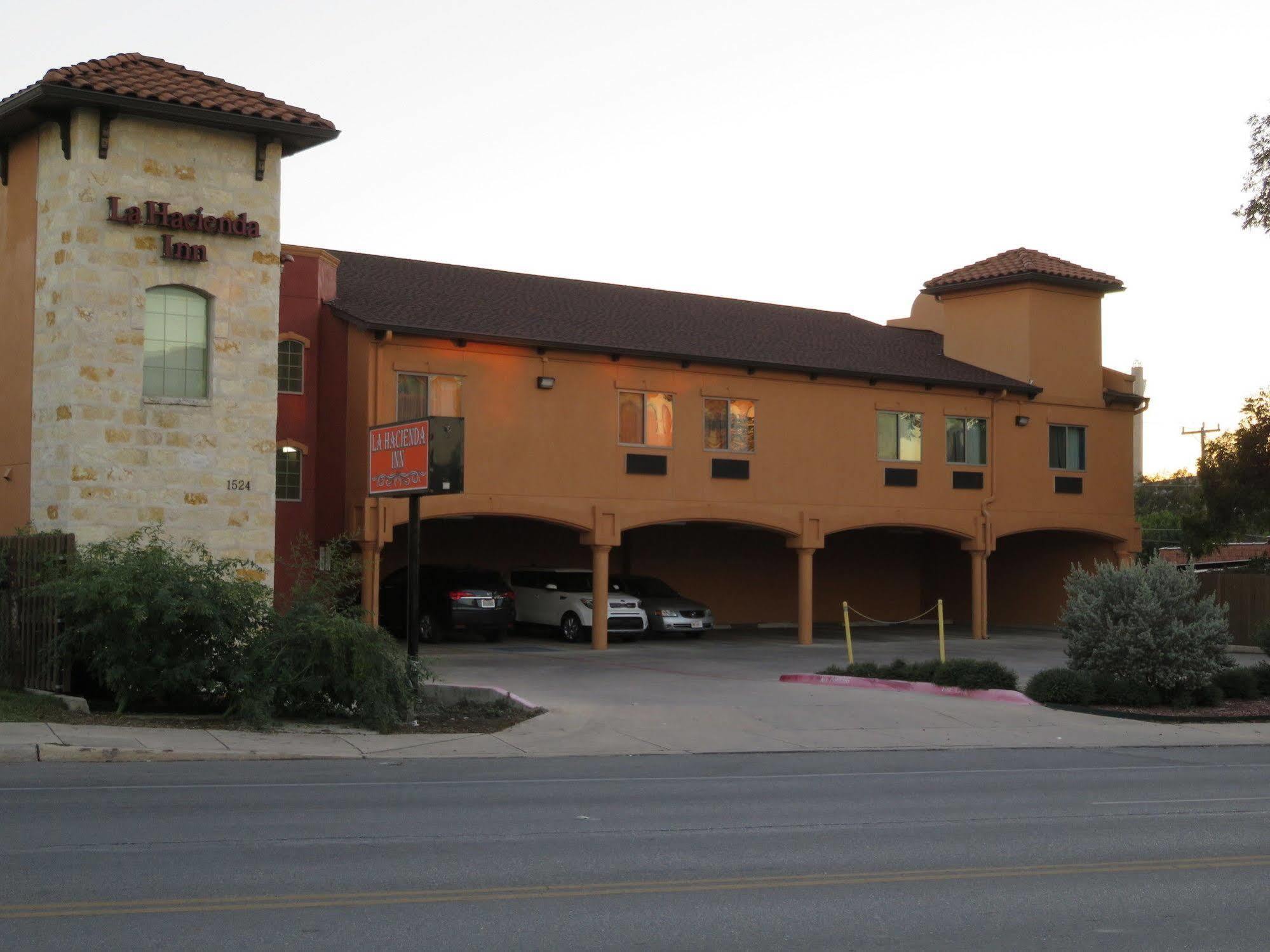 La Hacienda Hotel