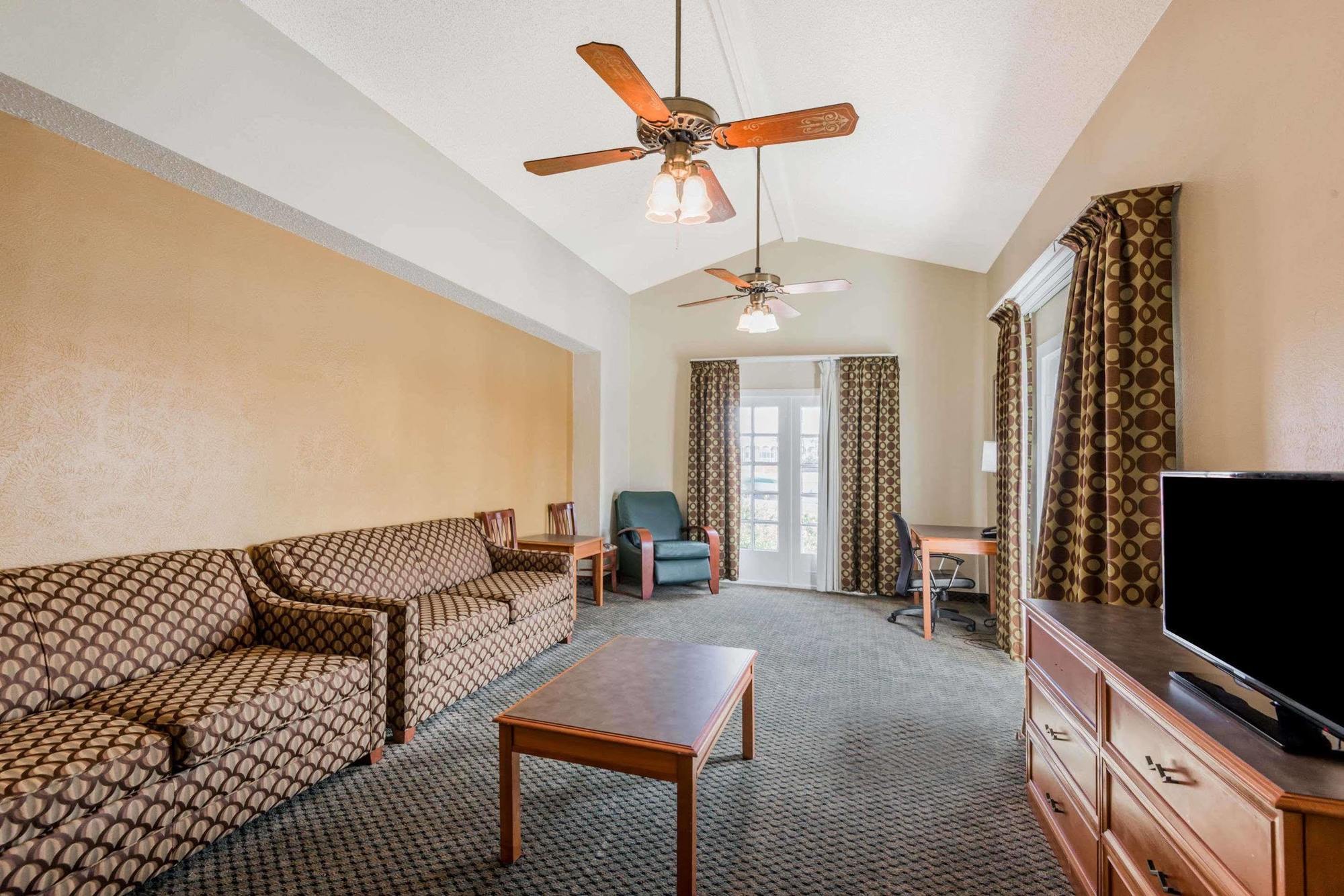 Baymont By Wyndham Near South Texas Medical Ctr 2* San Antonio