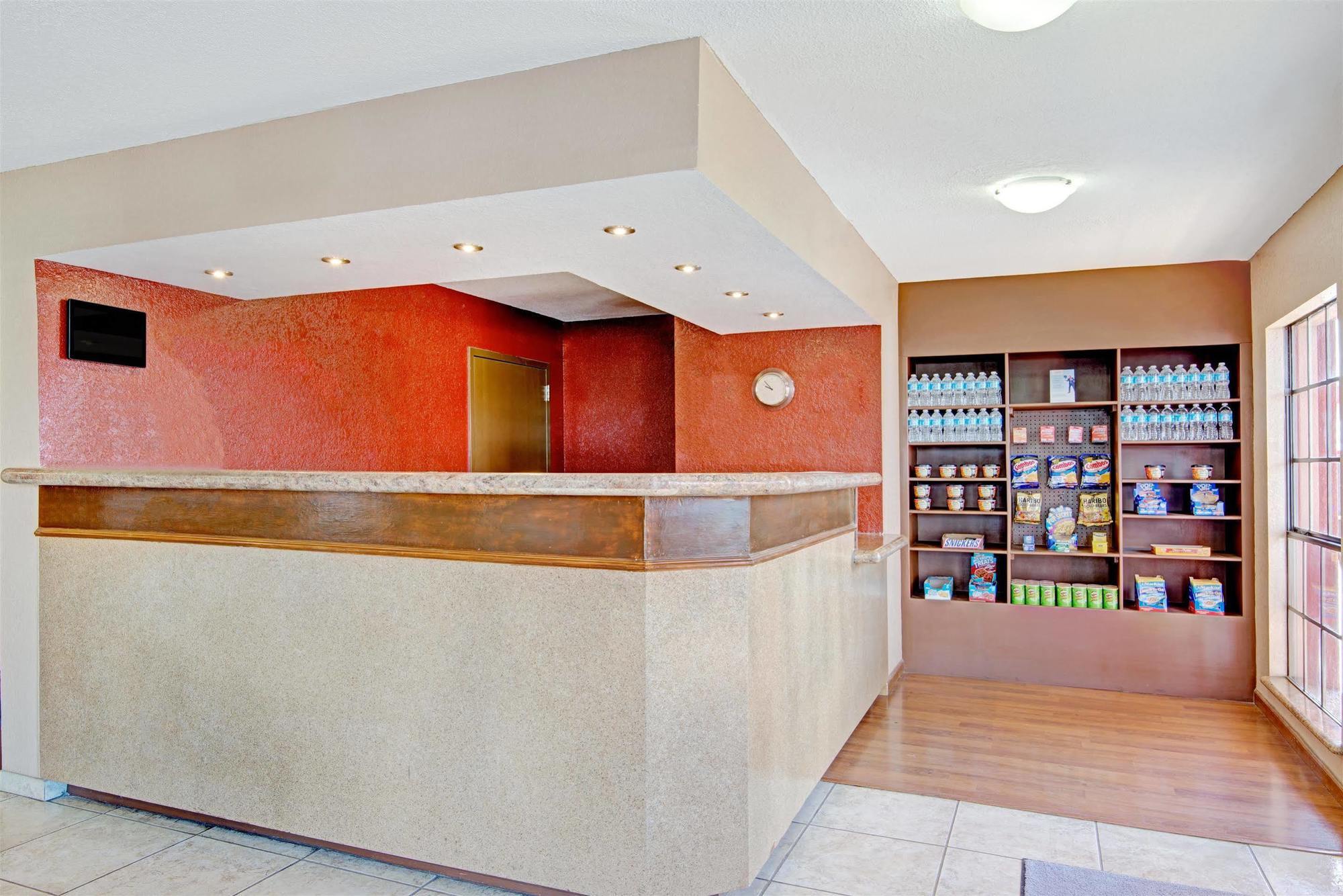 Hotel Deluxe Near Lackland Afb