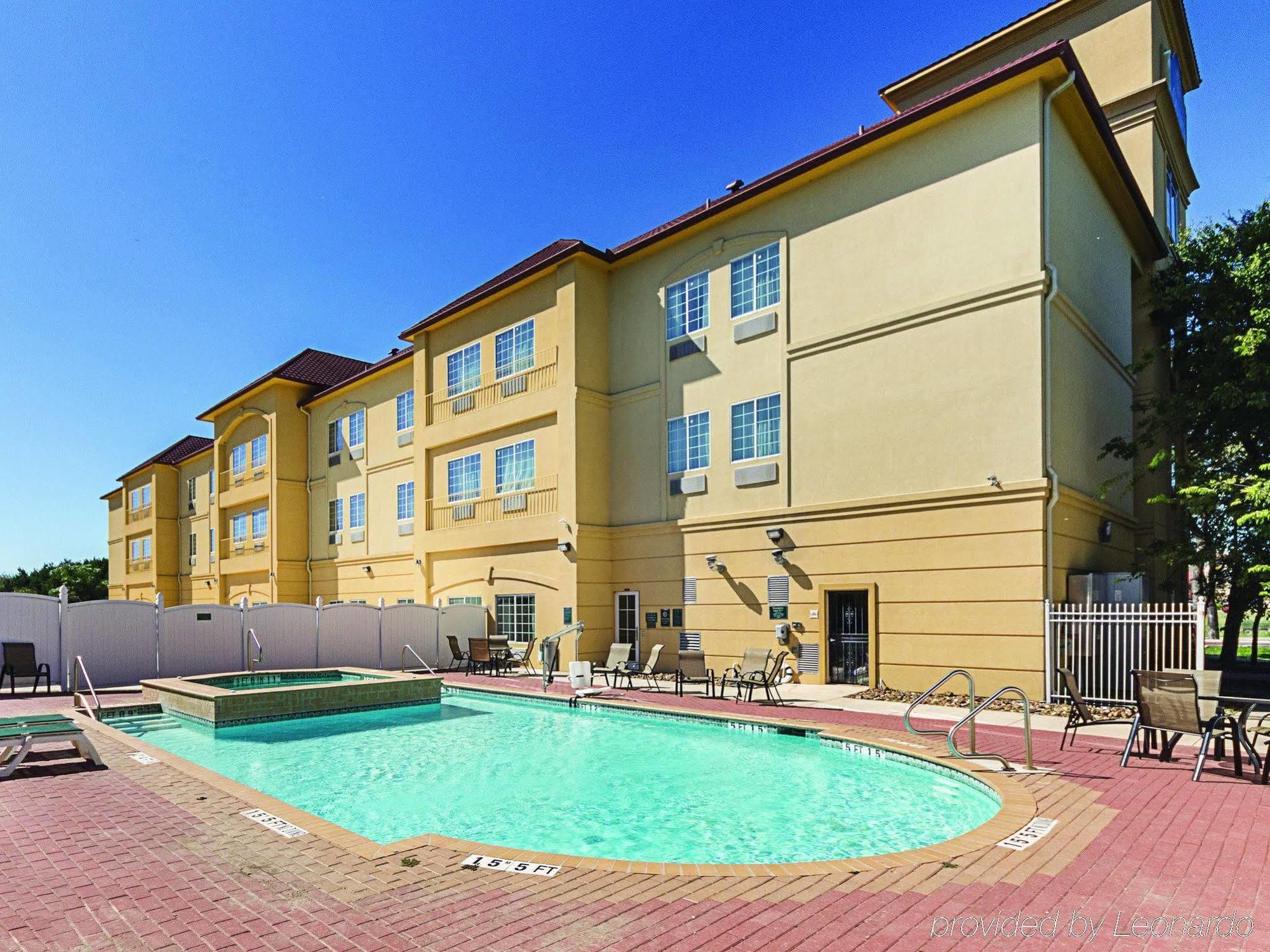 La Quinta By Wyndham San Antonio The Dominion