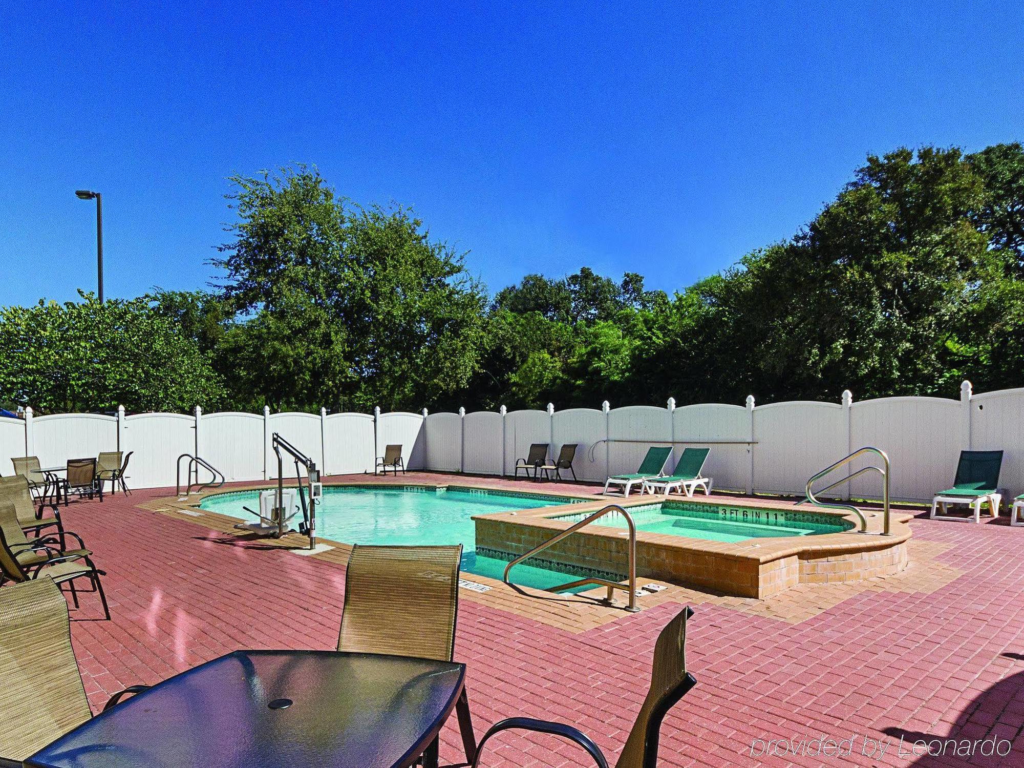La Quinta By Wyndham San Antonio The 3* Dominion