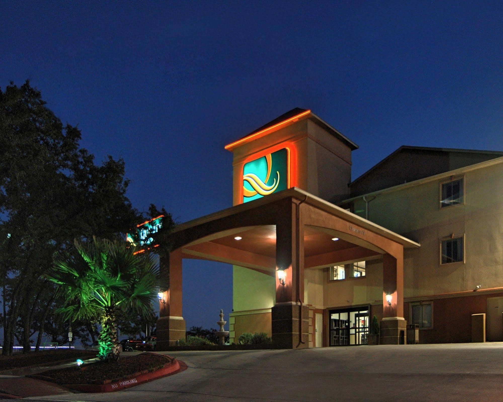 Quality & Seaworld North 3*