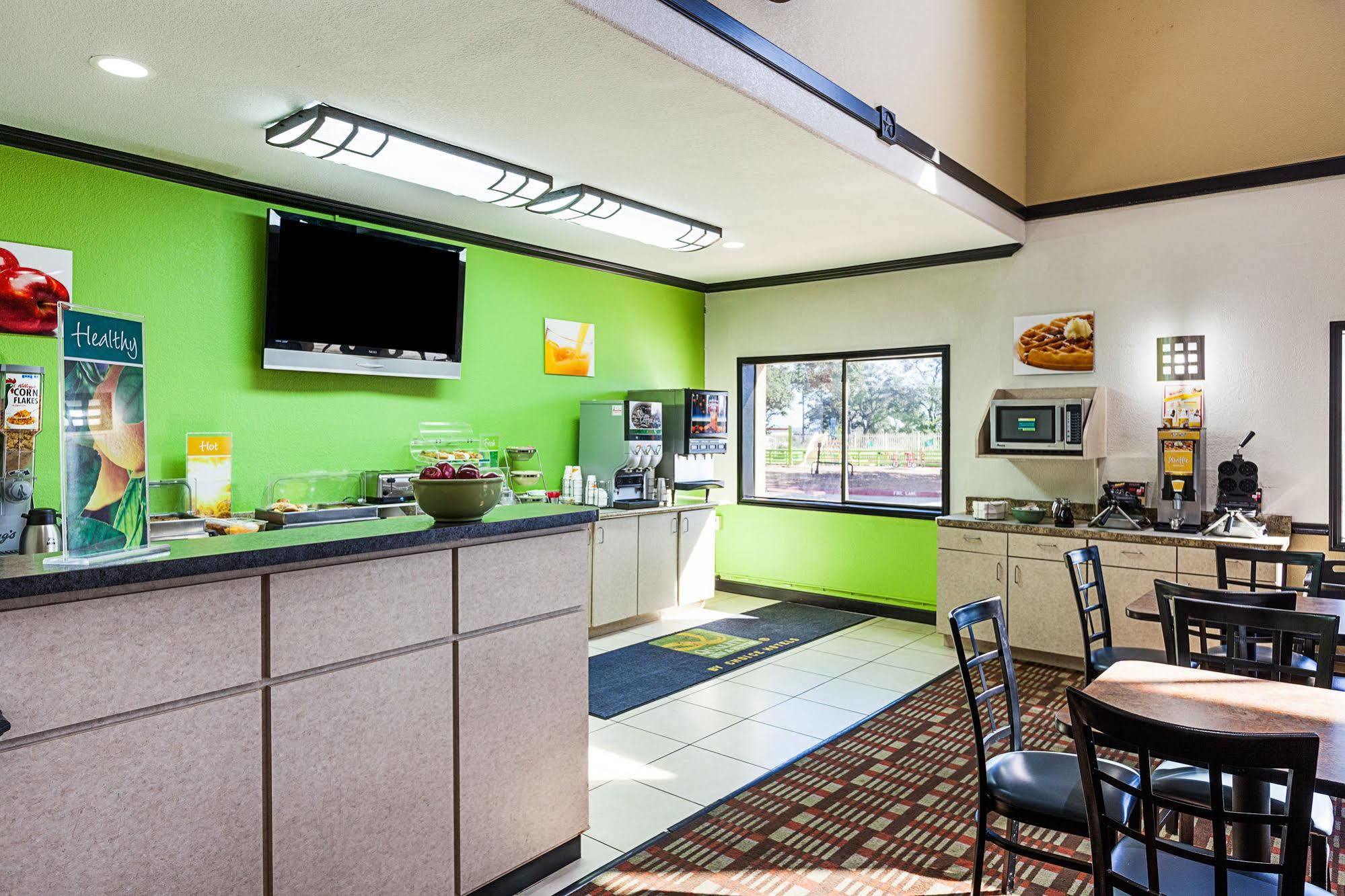 Hotel Quality & Seaworld North 3*