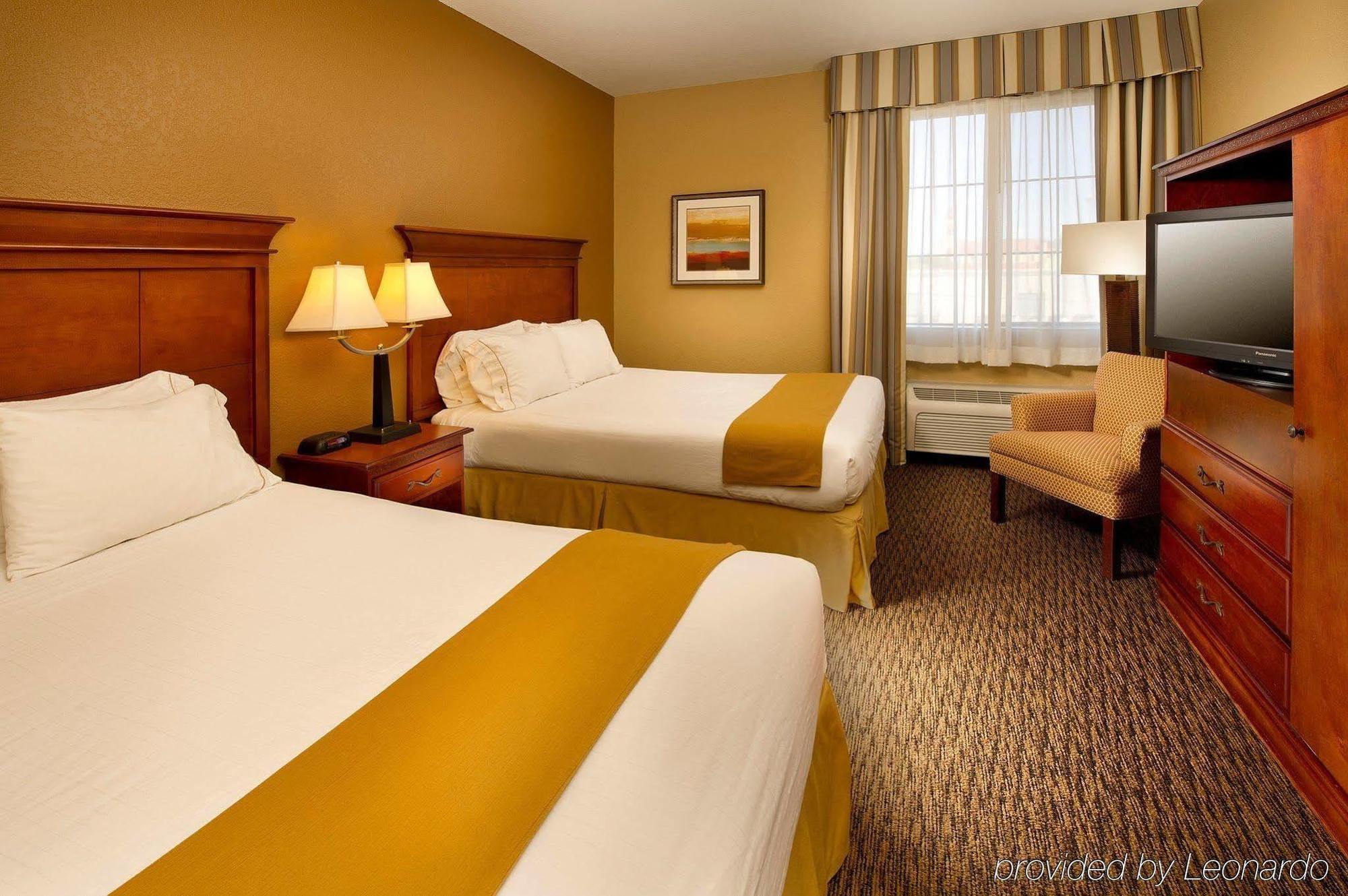 Hotel Express & - Downtown Market Area By Ihg
