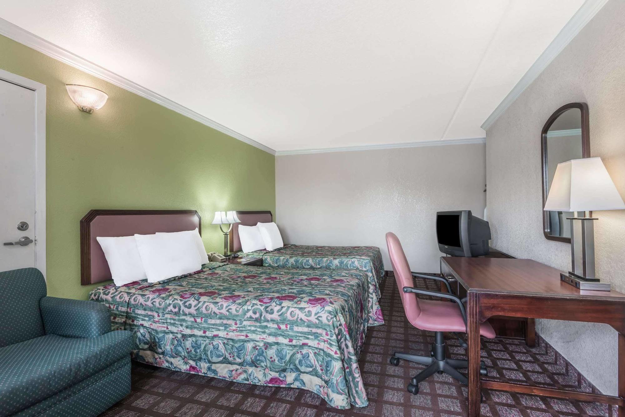 Motel The At Market Square 2*