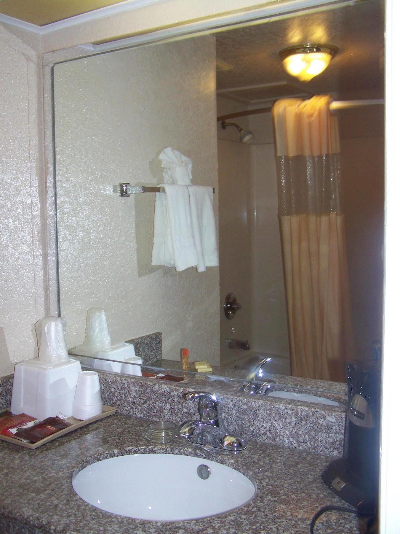 The At Market Square Motel San Antonio
