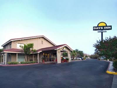The At Market Square Motel