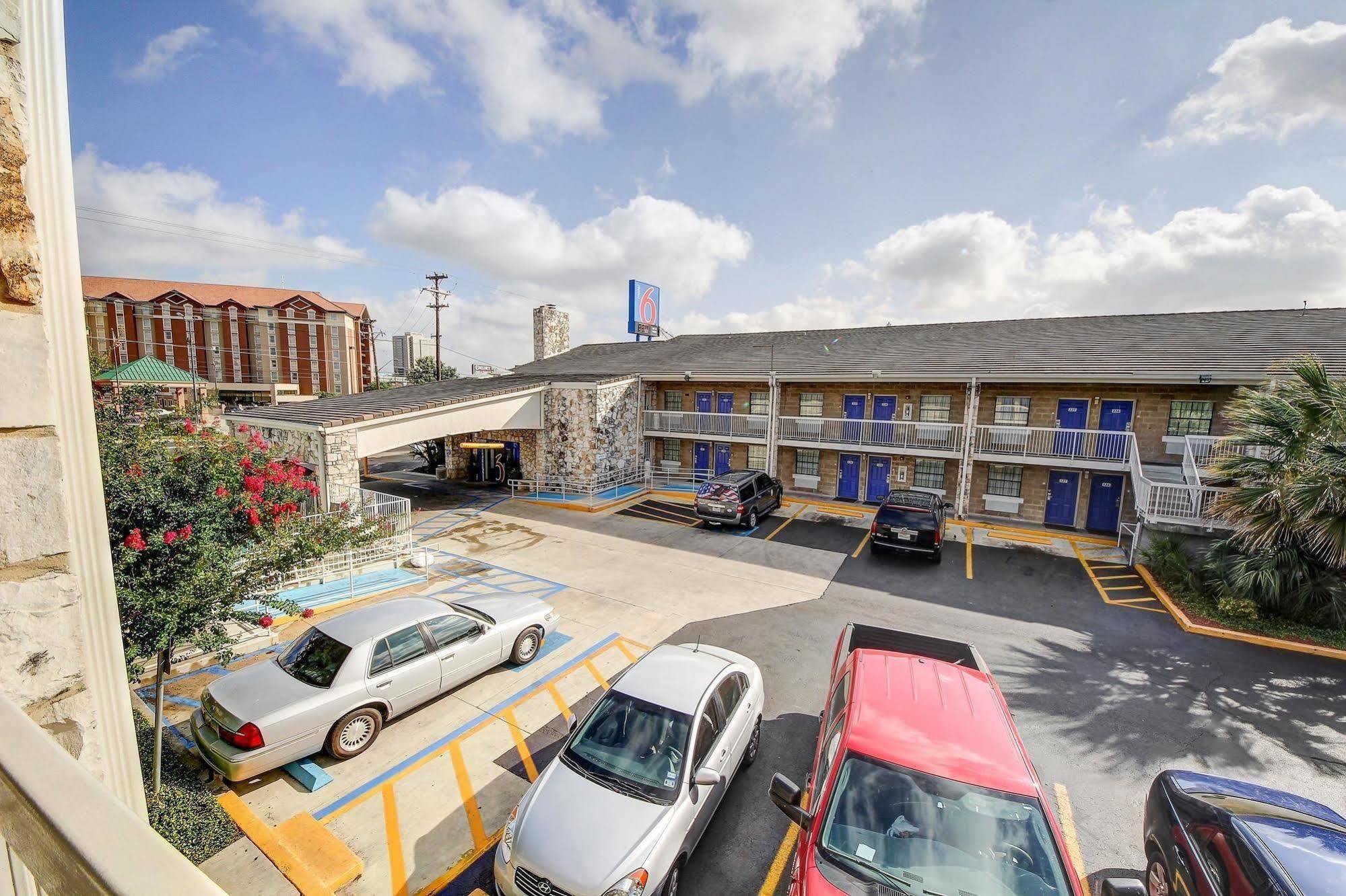Hotel 6-san Antonio, Tx - Northwest Medical Center