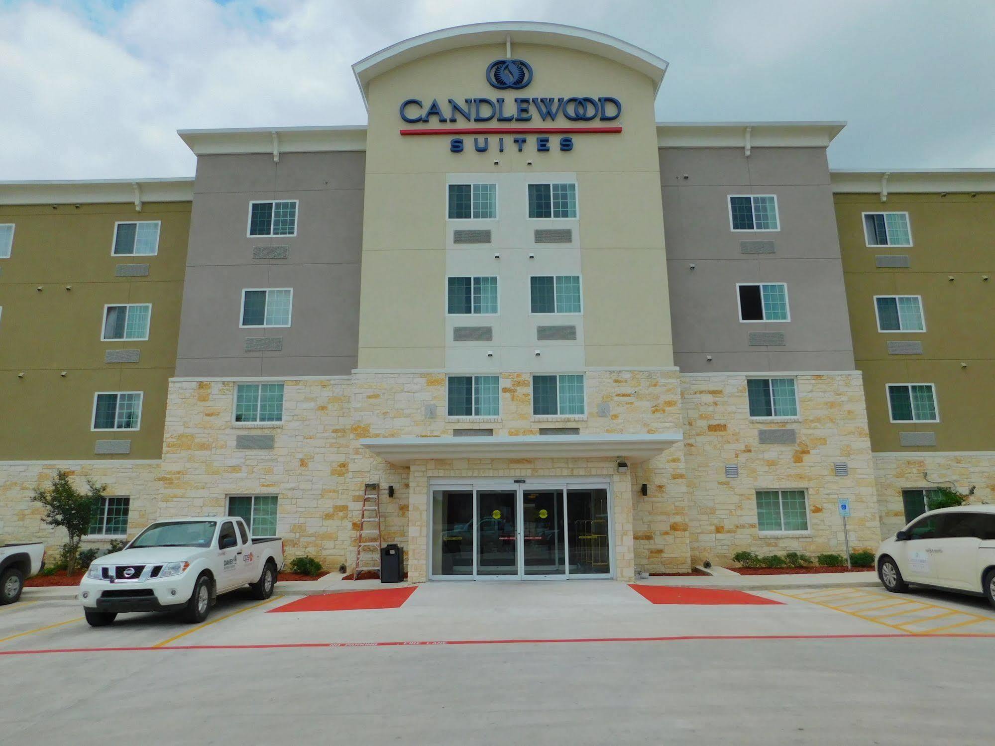Hotel Candlewood Airport By Ihg San Antonio