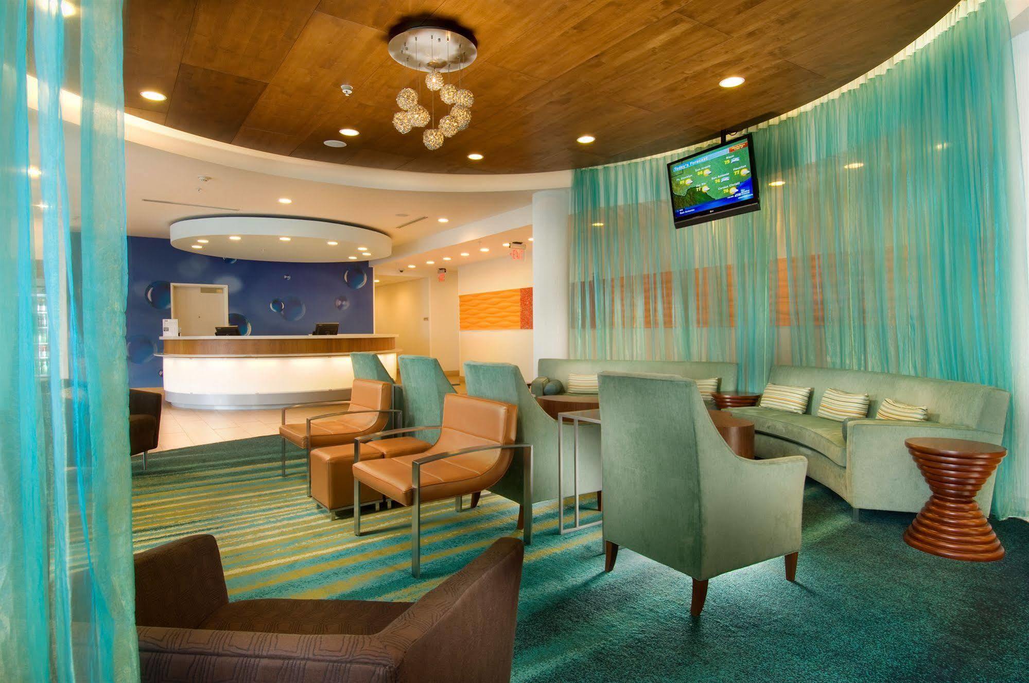 Hotel Springhill By Marriott Airport