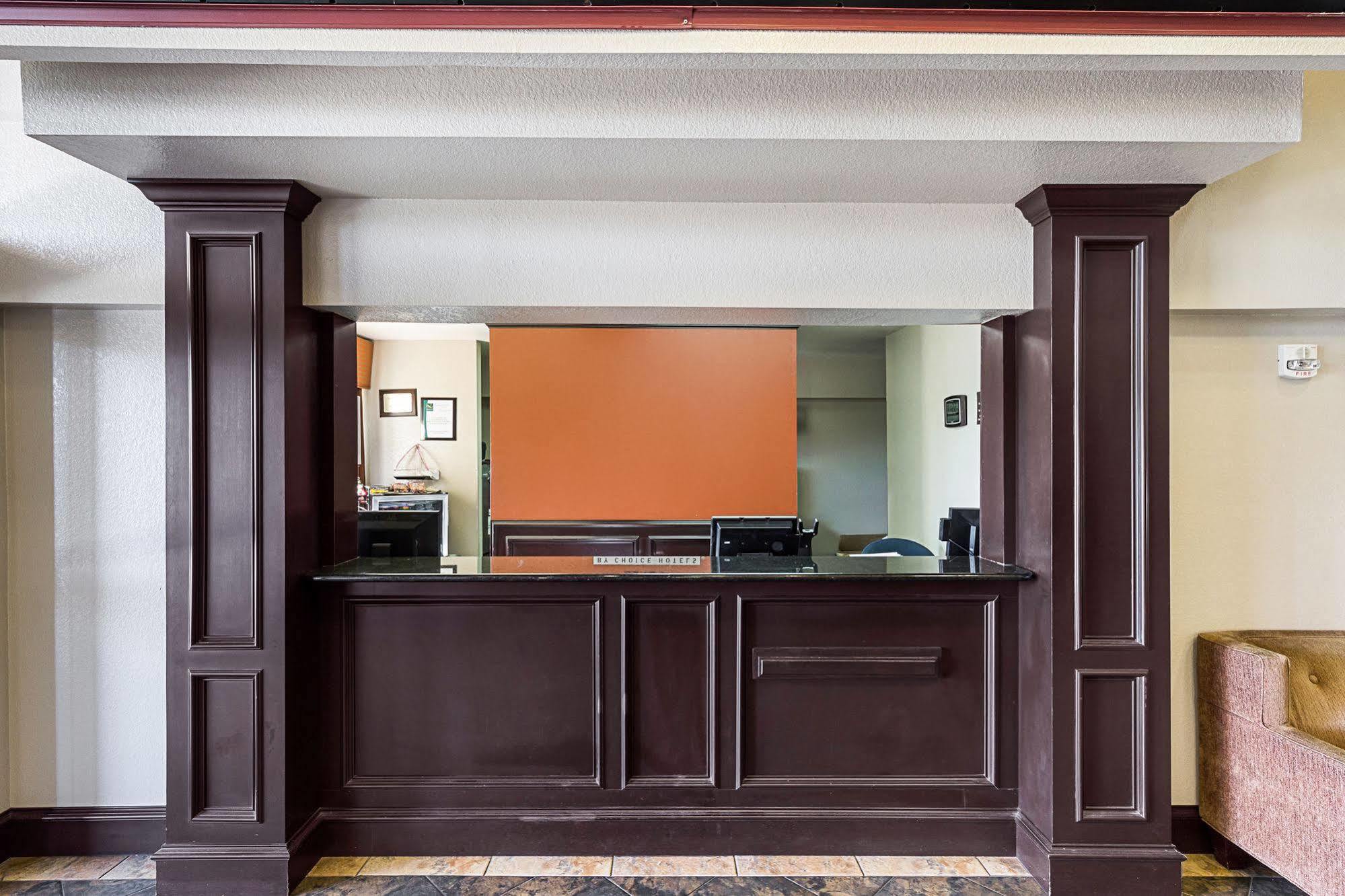 Hotel Surestay By Western North 3*