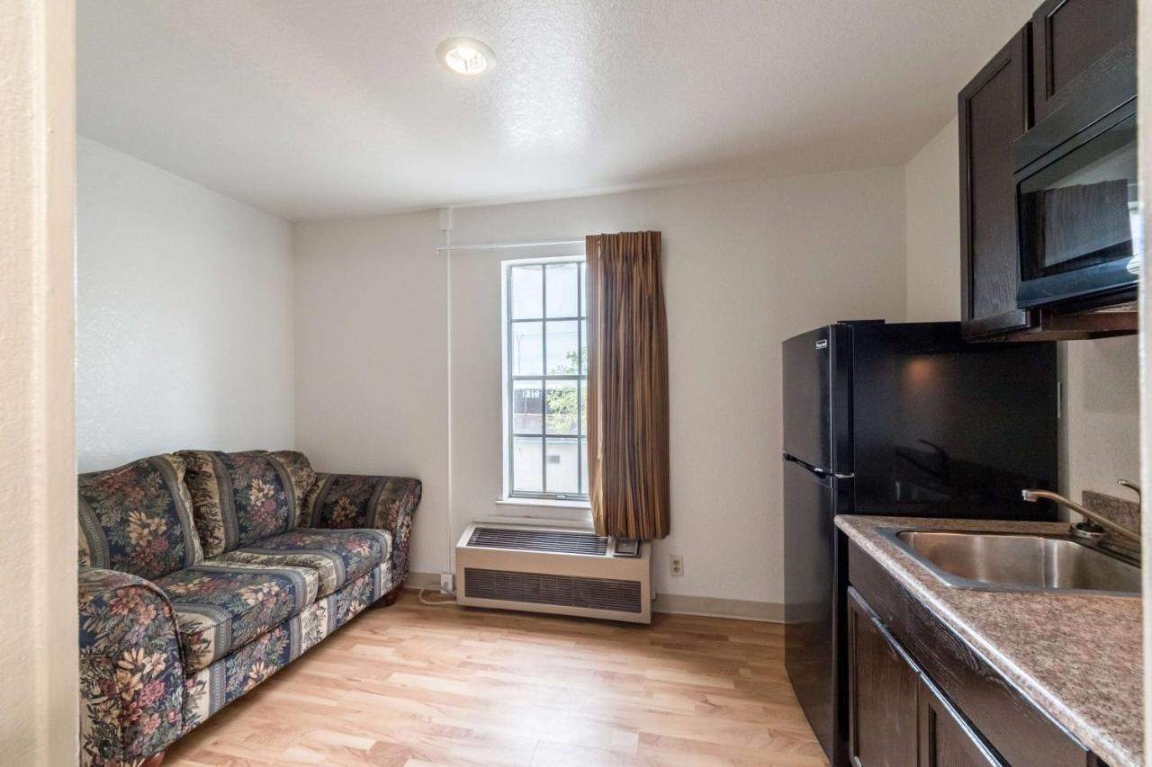 6-san Antonio, Tx - Sam Houston Area Hotel San Antonio