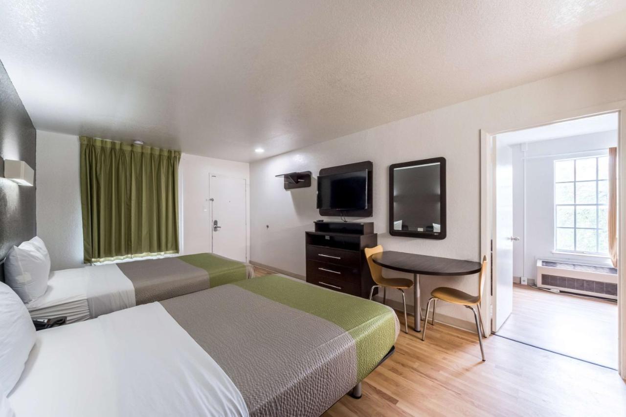 6-san Antonio, Tx - Sam Houston Area Hotel San Antonio