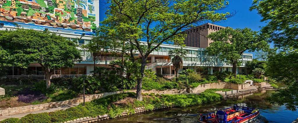 El Tropicano Riverwalk Hotel