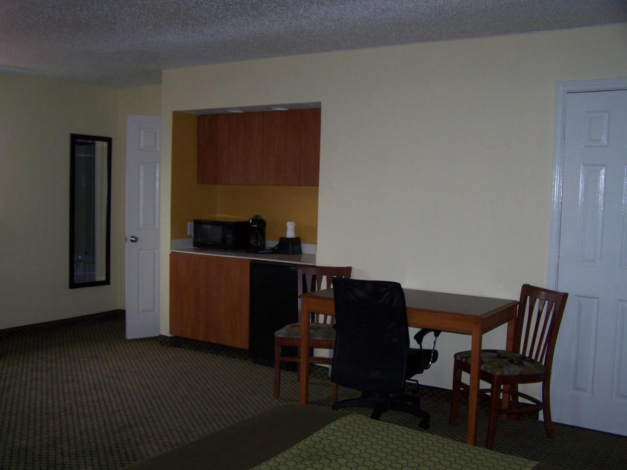 Baymont By Wyndham Near South Texas Medical Ctr Hotel San Antonio