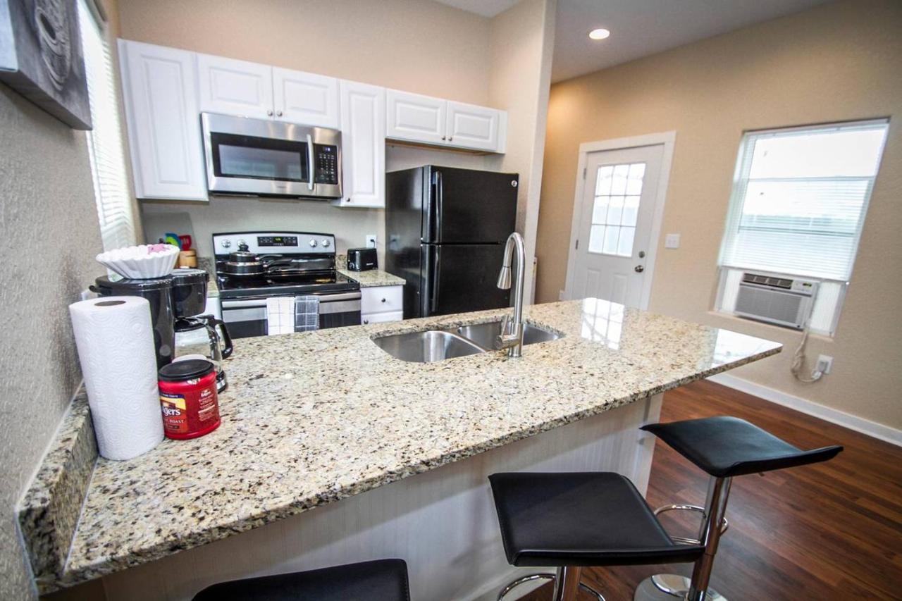 Holiday home Douglas Way Remodeled House Near Downtown 1ba/1ba San Antonio