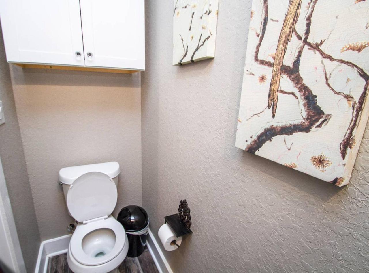 Wyoming St Restored Historic 2br/1ba Downtown * San Antonio