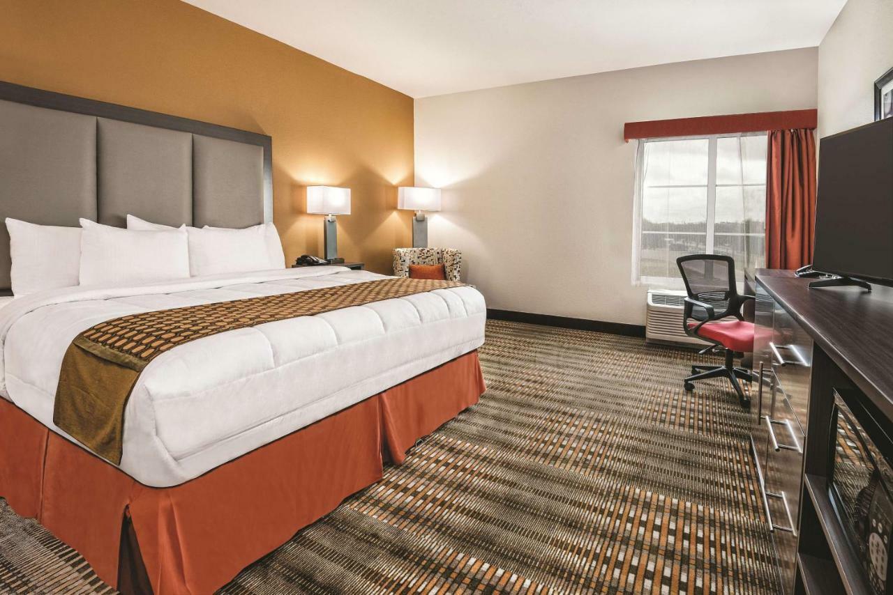 La Quinta By Wyndham San Antonio By Frost Bank Center Hotel San Antonio