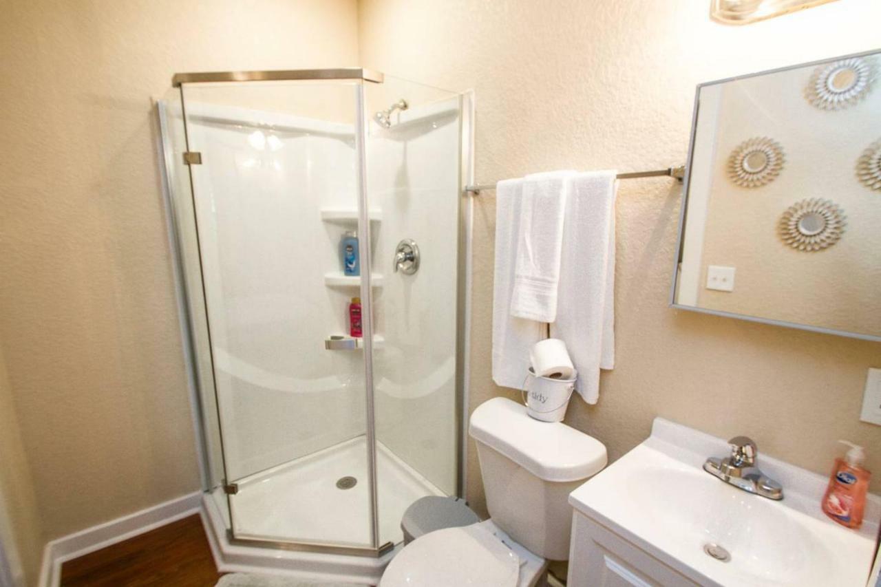 Remodeled Studio Near Downtown *