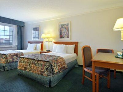 Baymont By Wyndham Near South Texas Medical Ctr Hotel