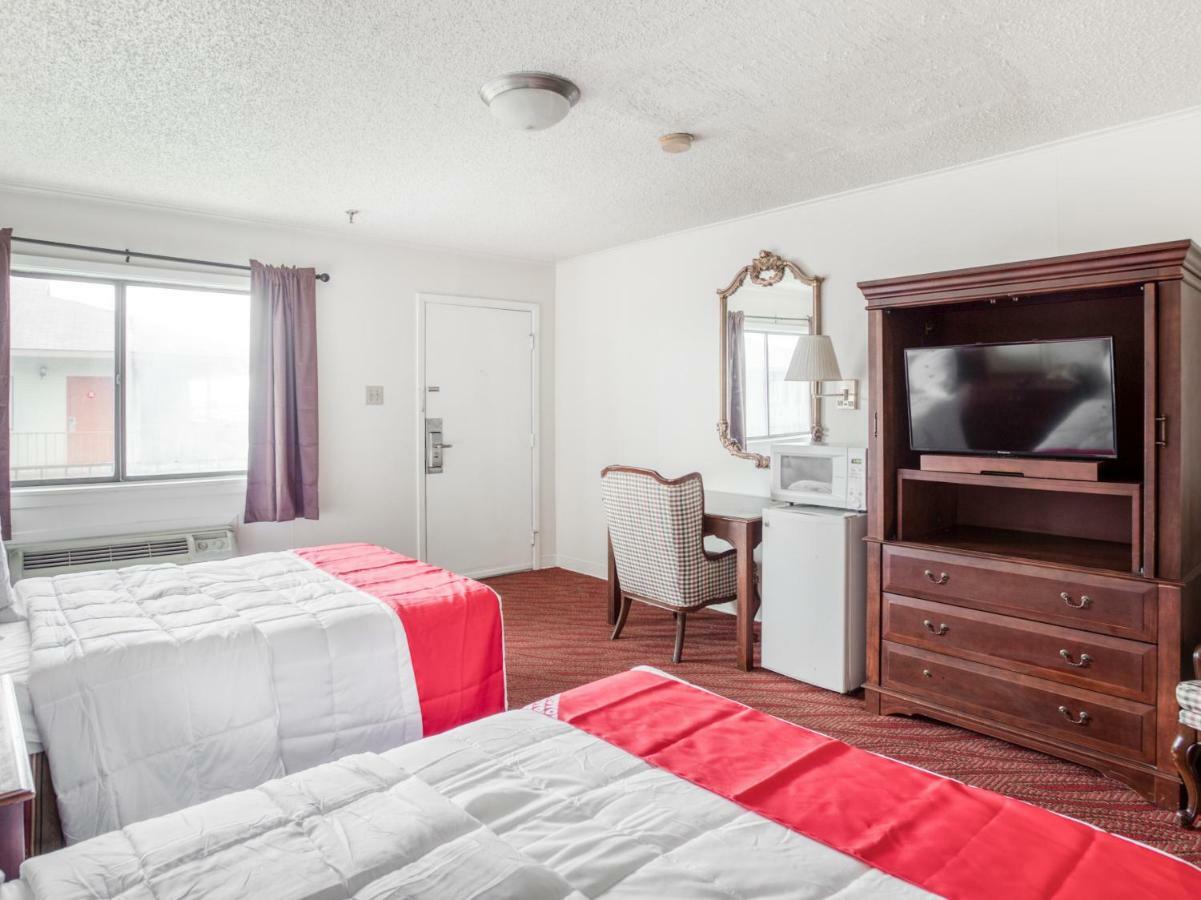 Oyo East Hotel San Antonio