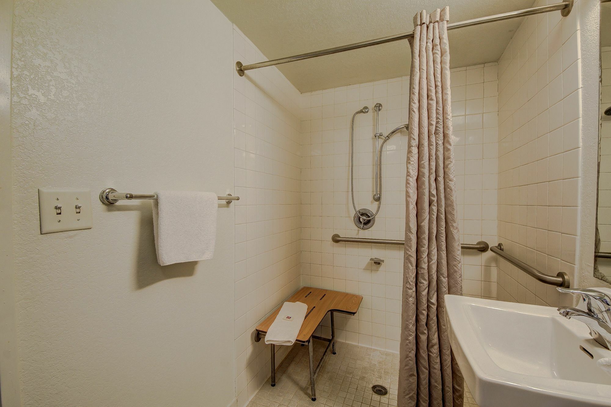 6-san Antonio, Tx - Sam Houston Area Hotel